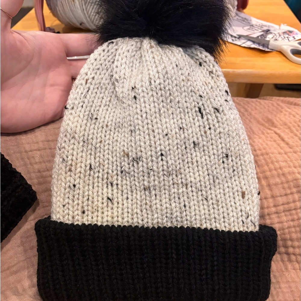 Cozy Knit Beanie with Pom Pom - Picture 2 of 2